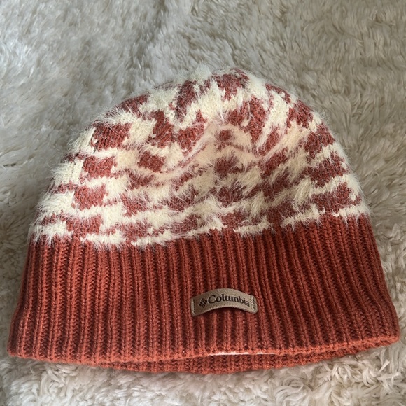 Columbia Fuzzy Beanie - Picture 7 of 7
